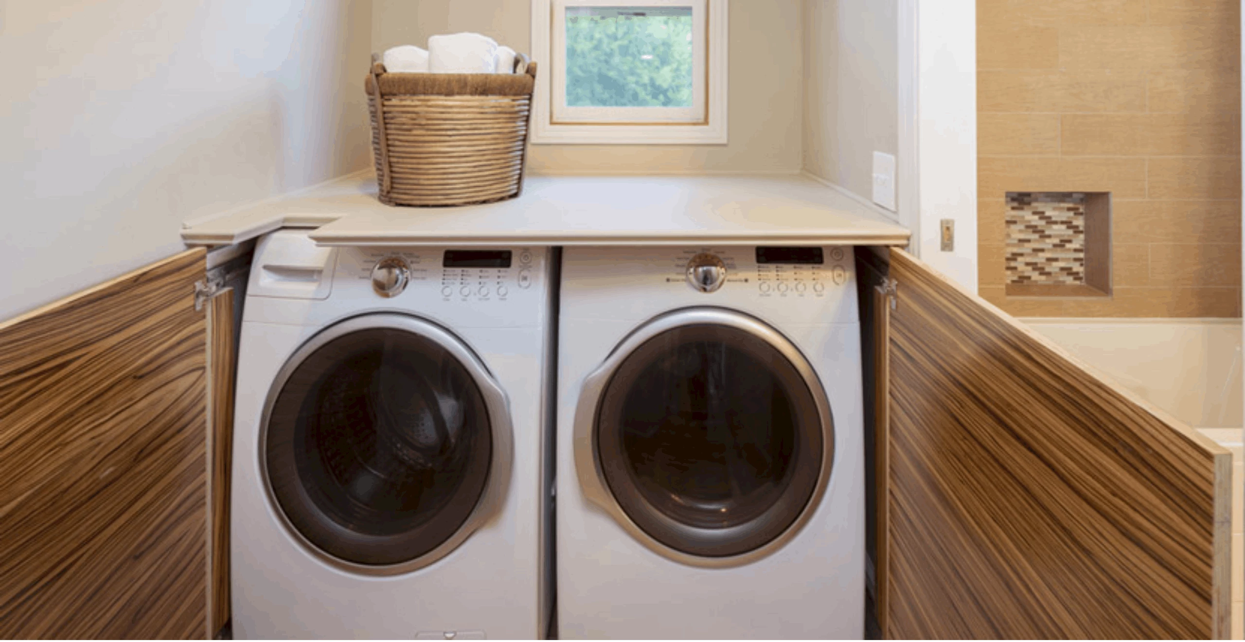 halfrond Reizende handelaar Integreren Oplossingen voor de wasmachine in je badkamer